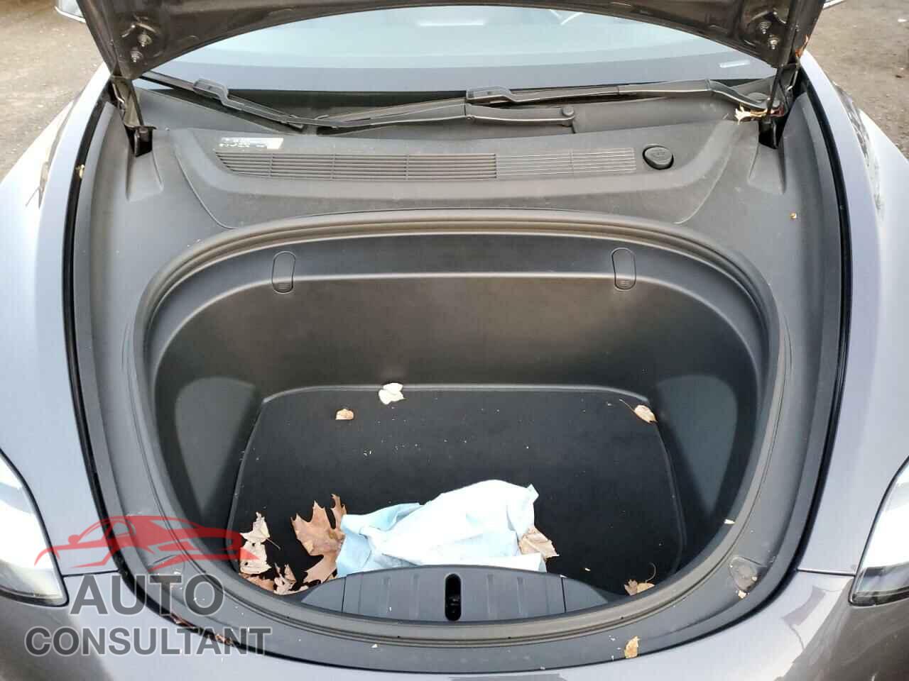 TESLA MODEL 3 2018 - 5YJ3E1EA3JF033261