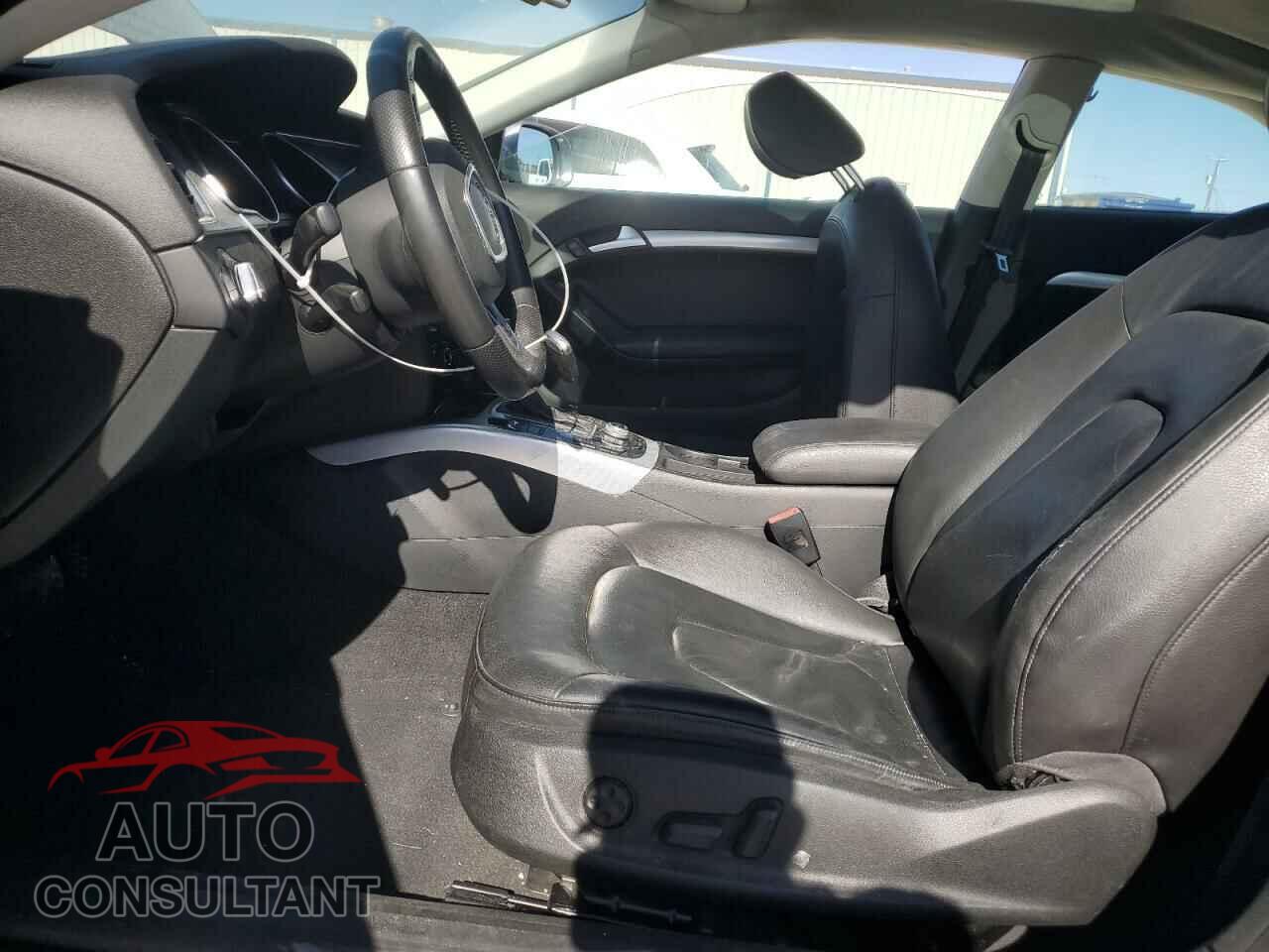 AUDI A5 2011 - WAULFAFRXBA076004