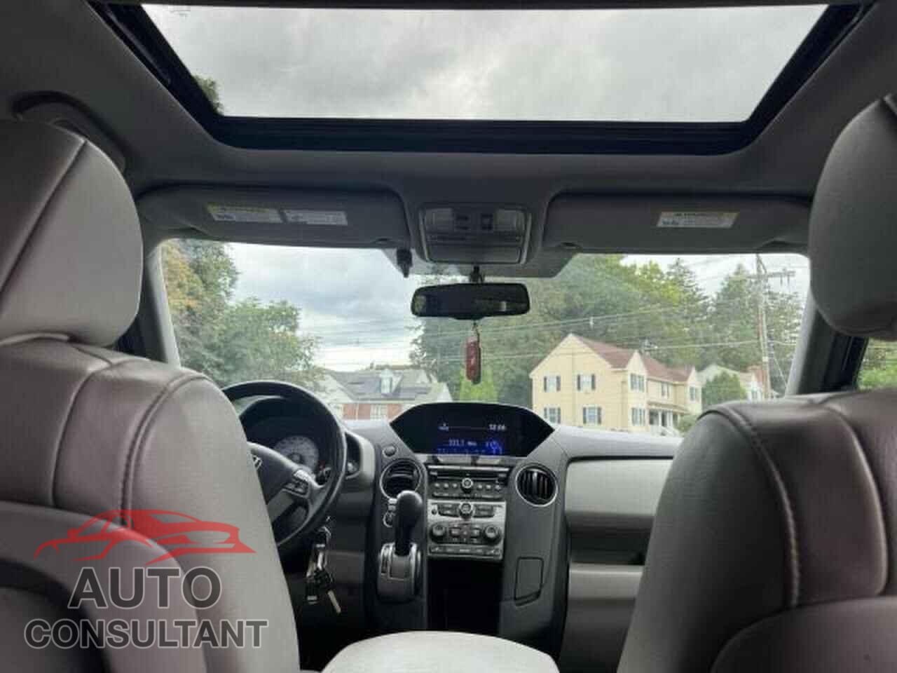 HONDA PILOT 2013 - 5FNYF4H54DB042140