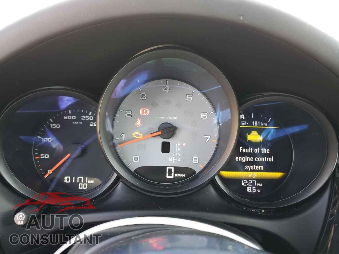 PORSCHE MACAN 2015 - WP1AB2A55FLB51572
