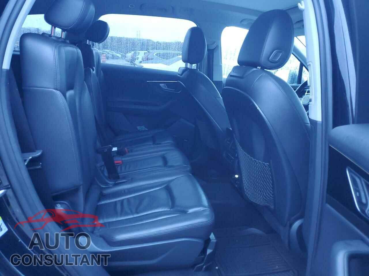 AUDI Q7 2017 - WA1LAAF71HD003444