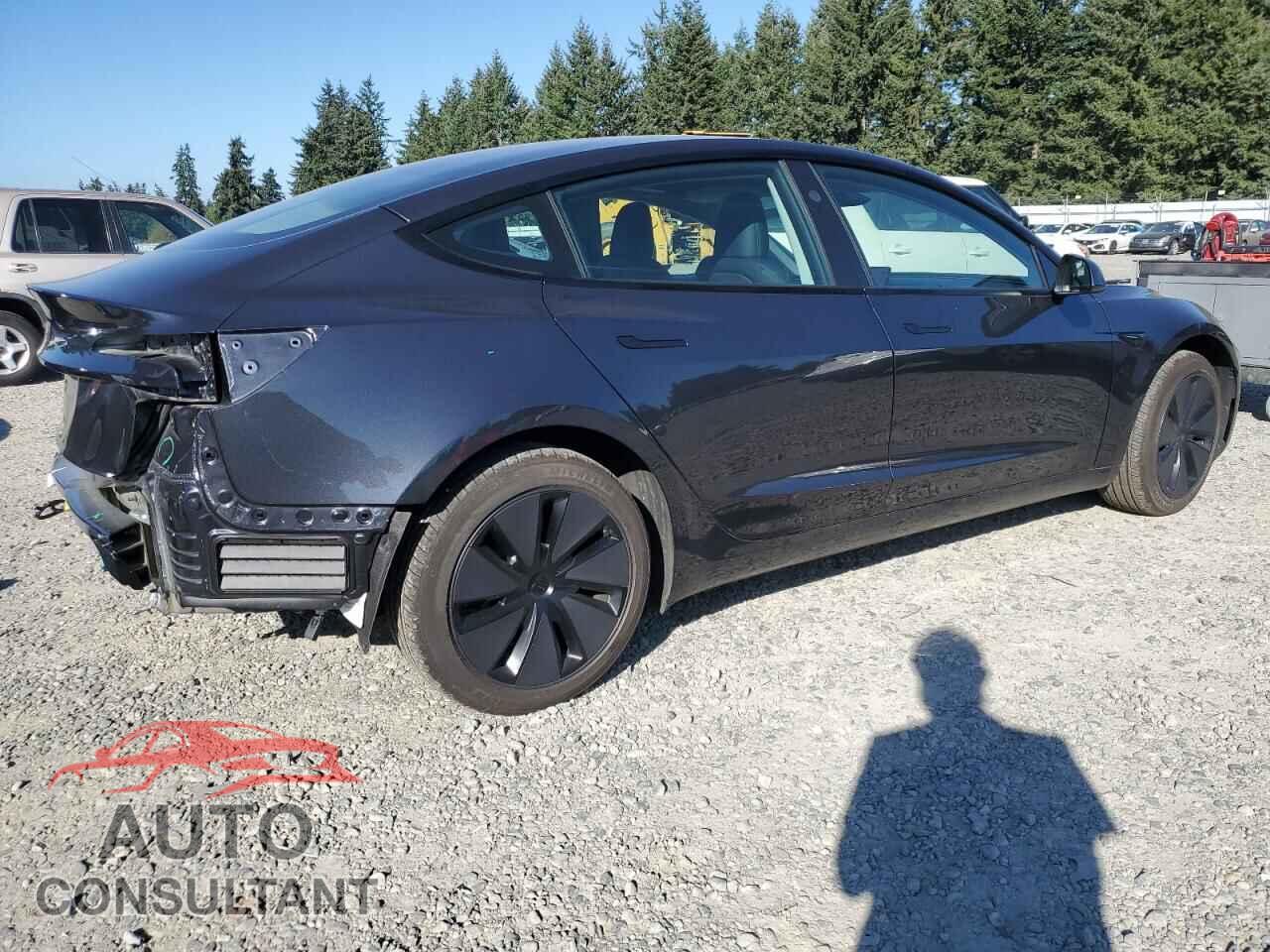 TESLA MODEL 3 2025 - 5YJ3E1EA9SF953476