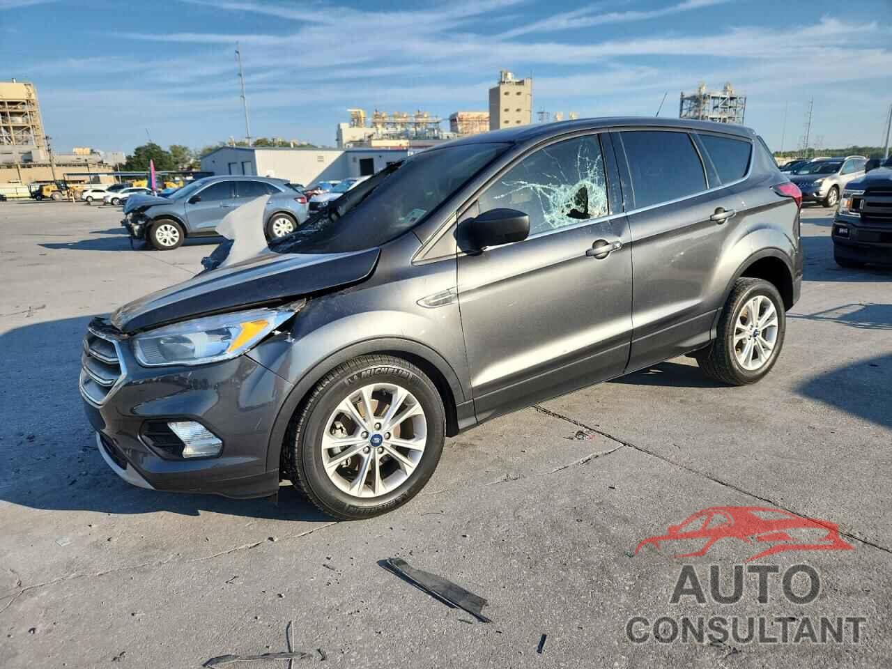 FORD ESCAPE 2019 - 1FMCU0GD8KUB20663