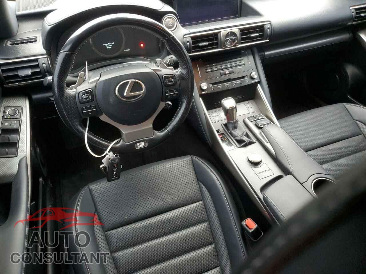 LEXUS IS 2017 - JTHCM1D23H5015222