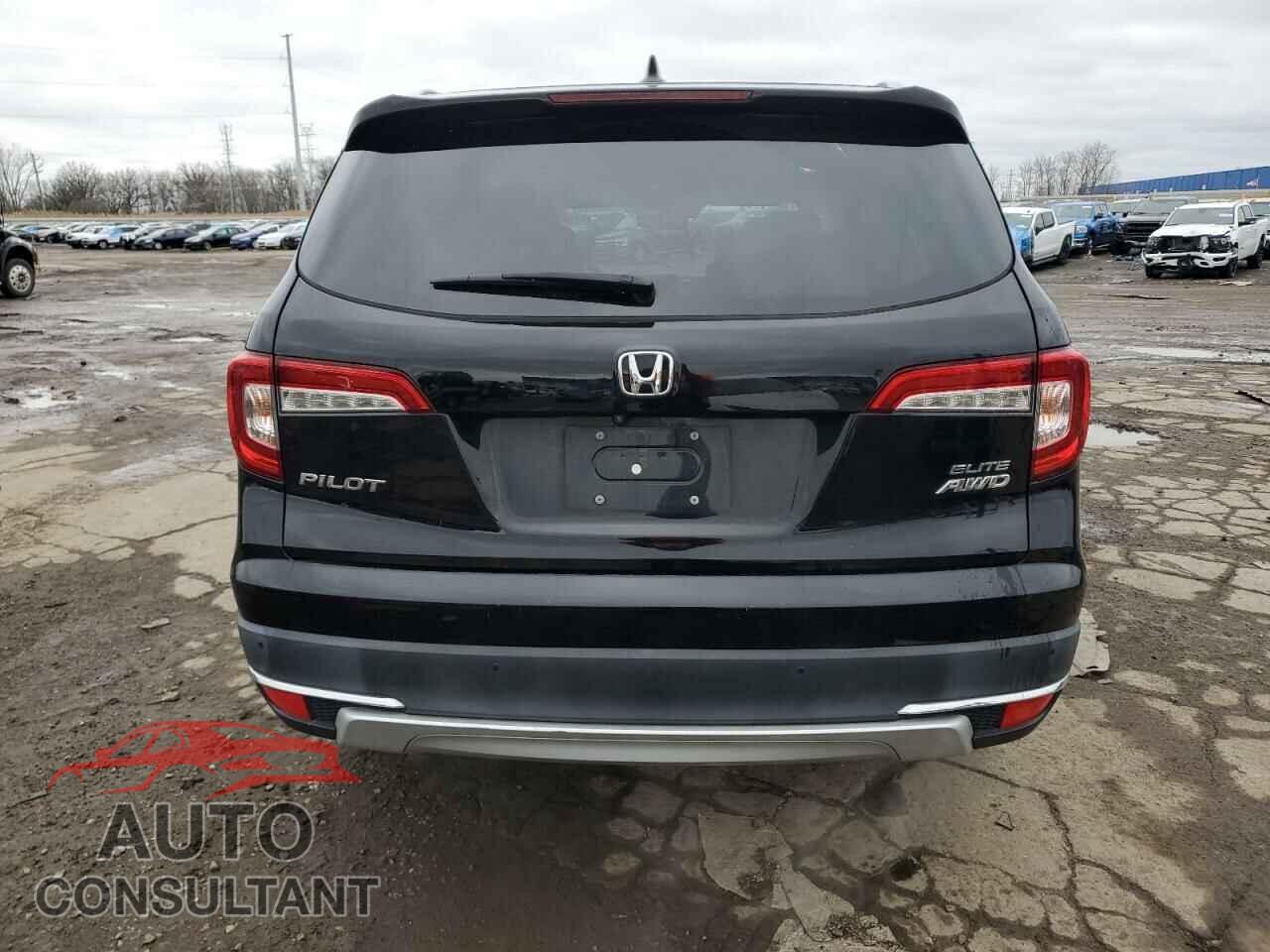 HONDA PILOT 2019 - 5FNYF6H00KB018575
