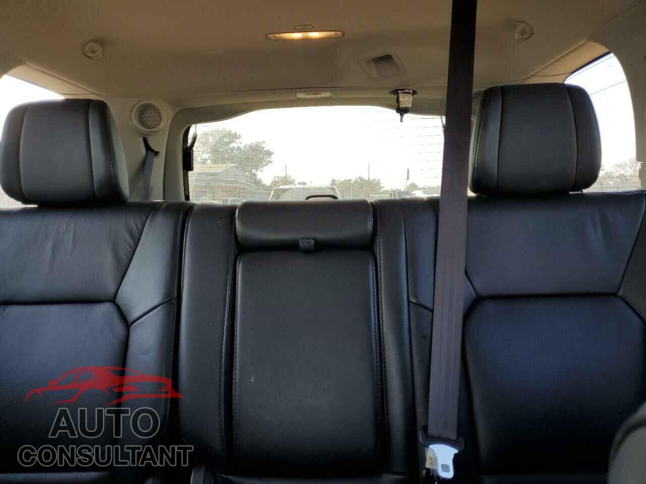 HONDA PILOT 2014 - 5FNYF3H96EB010644