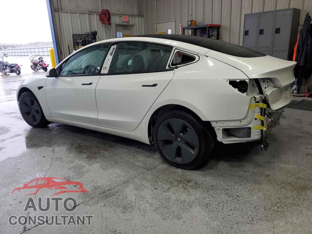 TESLA MODEL 3 2023 - 5YJ3E1EA0PF586104