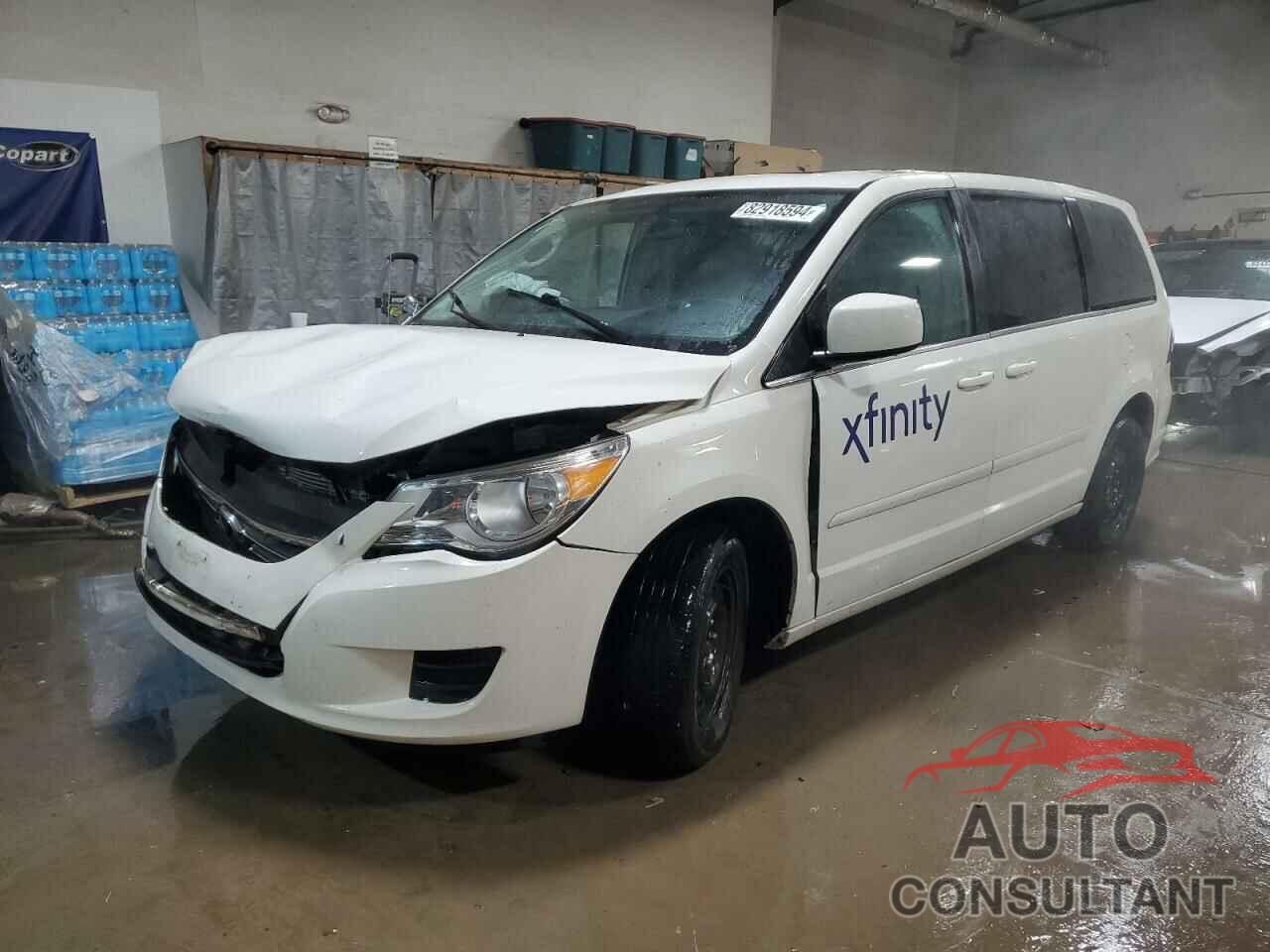VOLKSWAGEN ROUTAN 2011 - 2V4RW5DG2BR750203