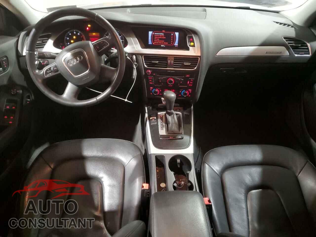 AUDI A4 2012 - WAUFFAFL2CN009240