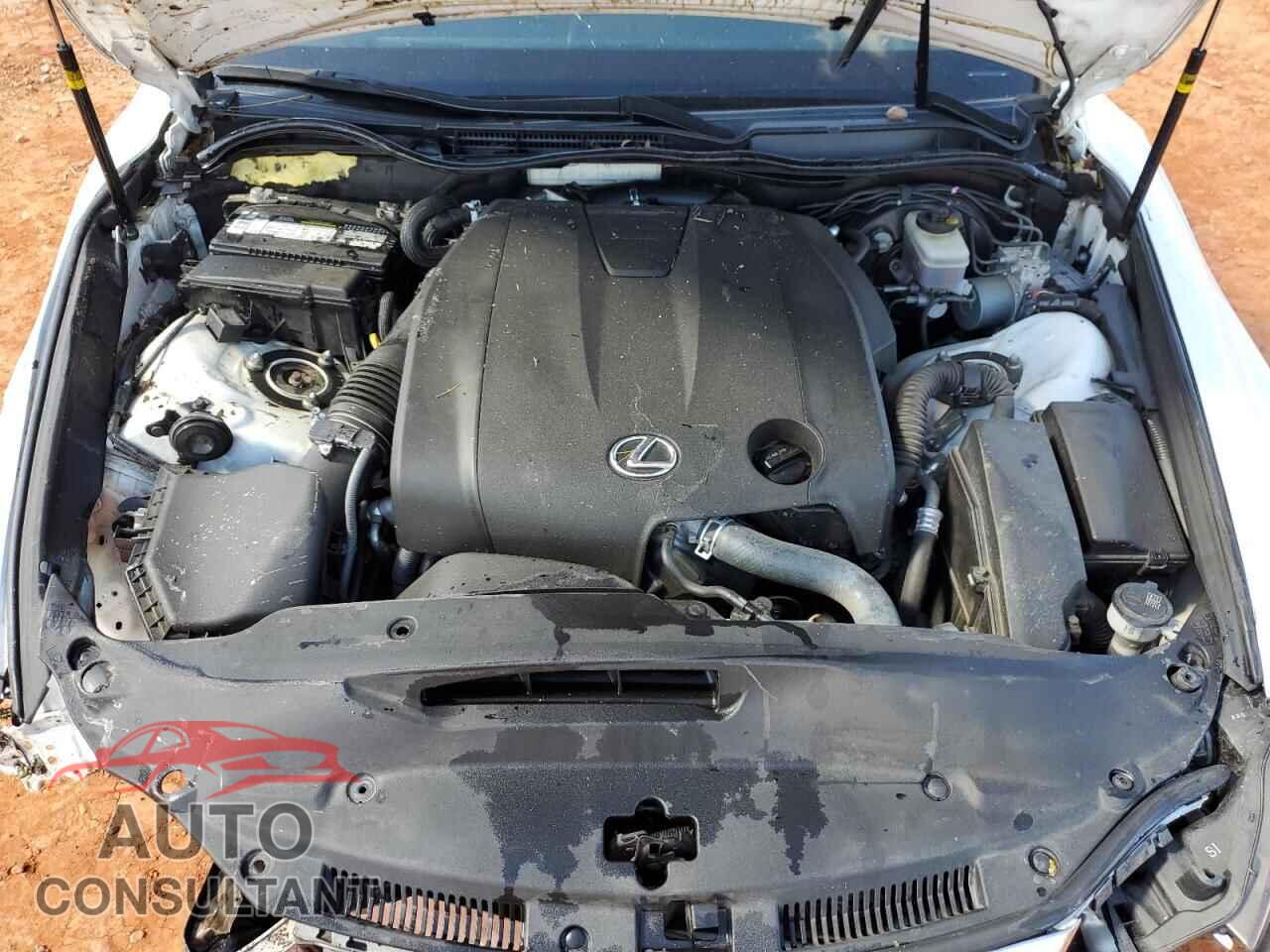 LEXUS IS 2015 - JTHBF1D24F5071415