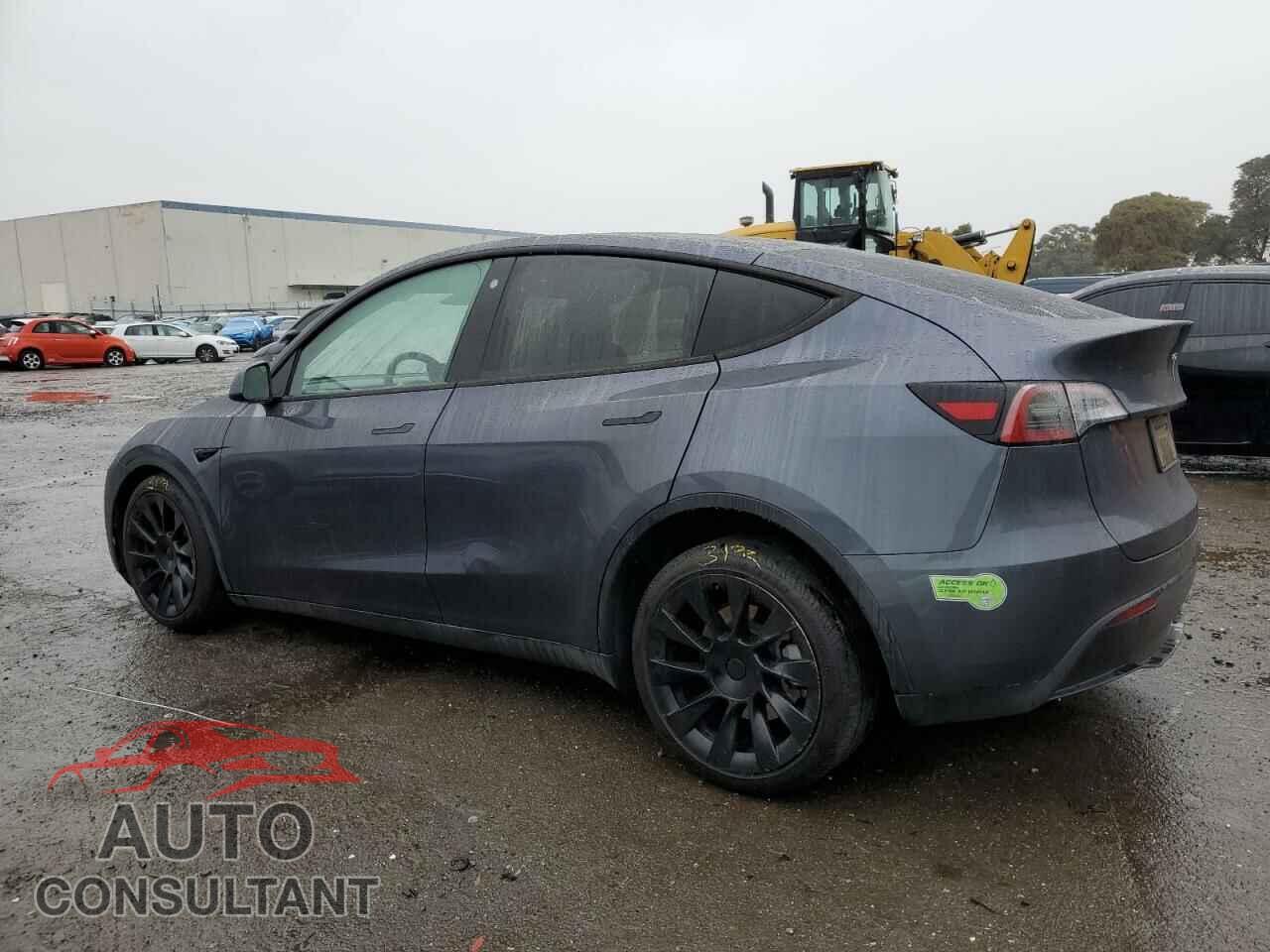 TESLA MODEL Y 2023 - 7SAYGDEE9PF637686