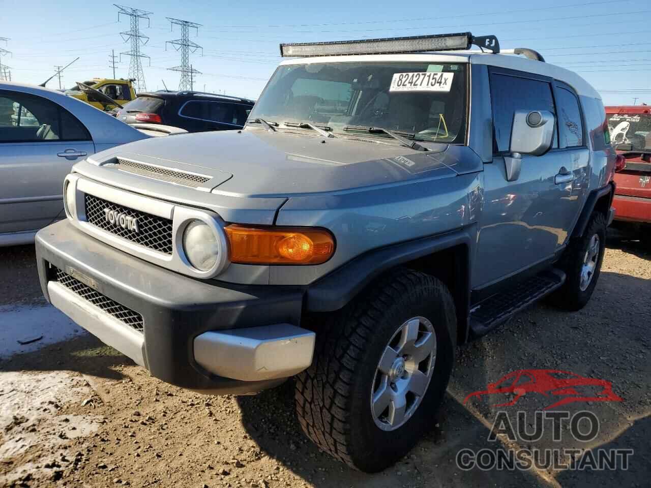 TOYOTA FJ CRUISER 2010 - JTEBU4BFXAK084321