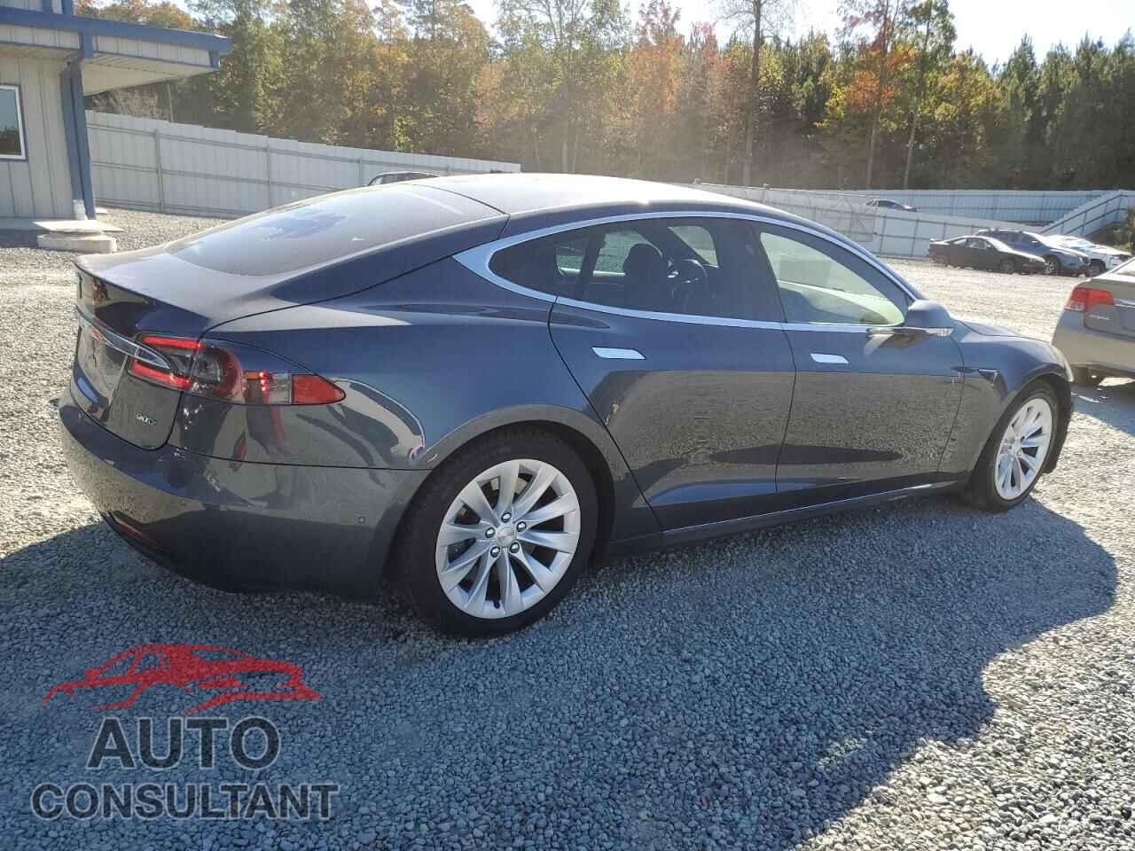 TESLA MODEL S 2017 - 5YJSA1E24HF176407