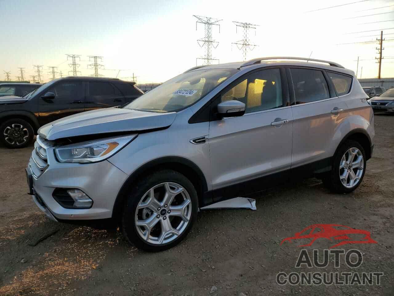 FORD ESCAPE 2018 - 1FMCU9J90JUD41777