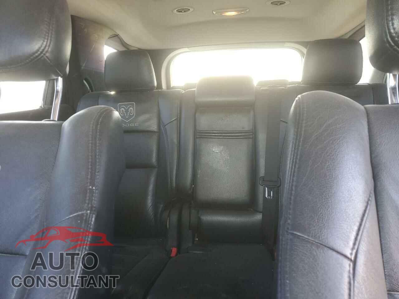 DODGE DURANGO 2011 - 1D4RD2GG9BC711520