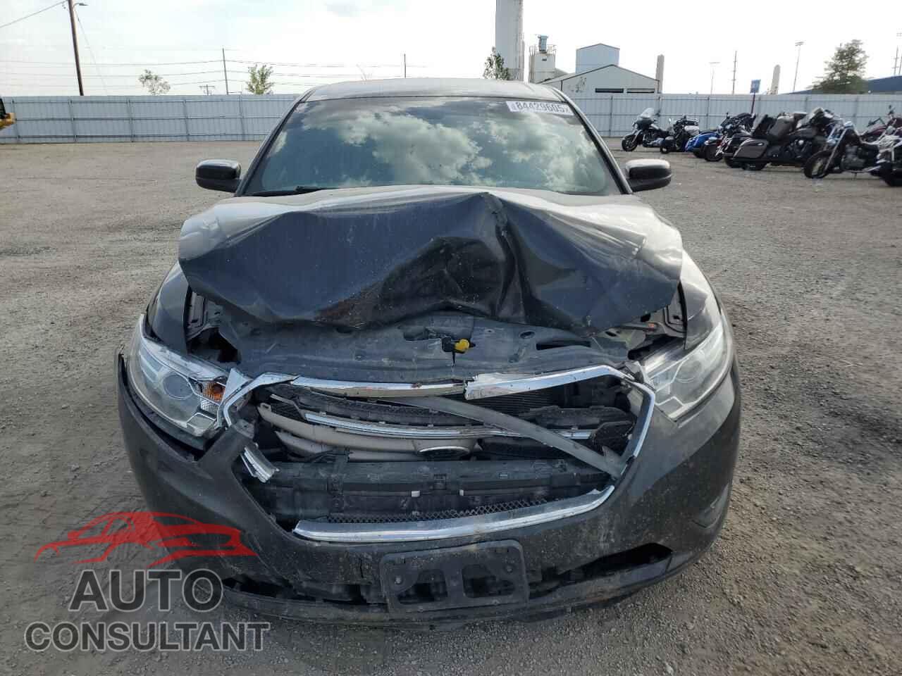 FORD TAURUS 2013 - 1FAHP2E88DG164656