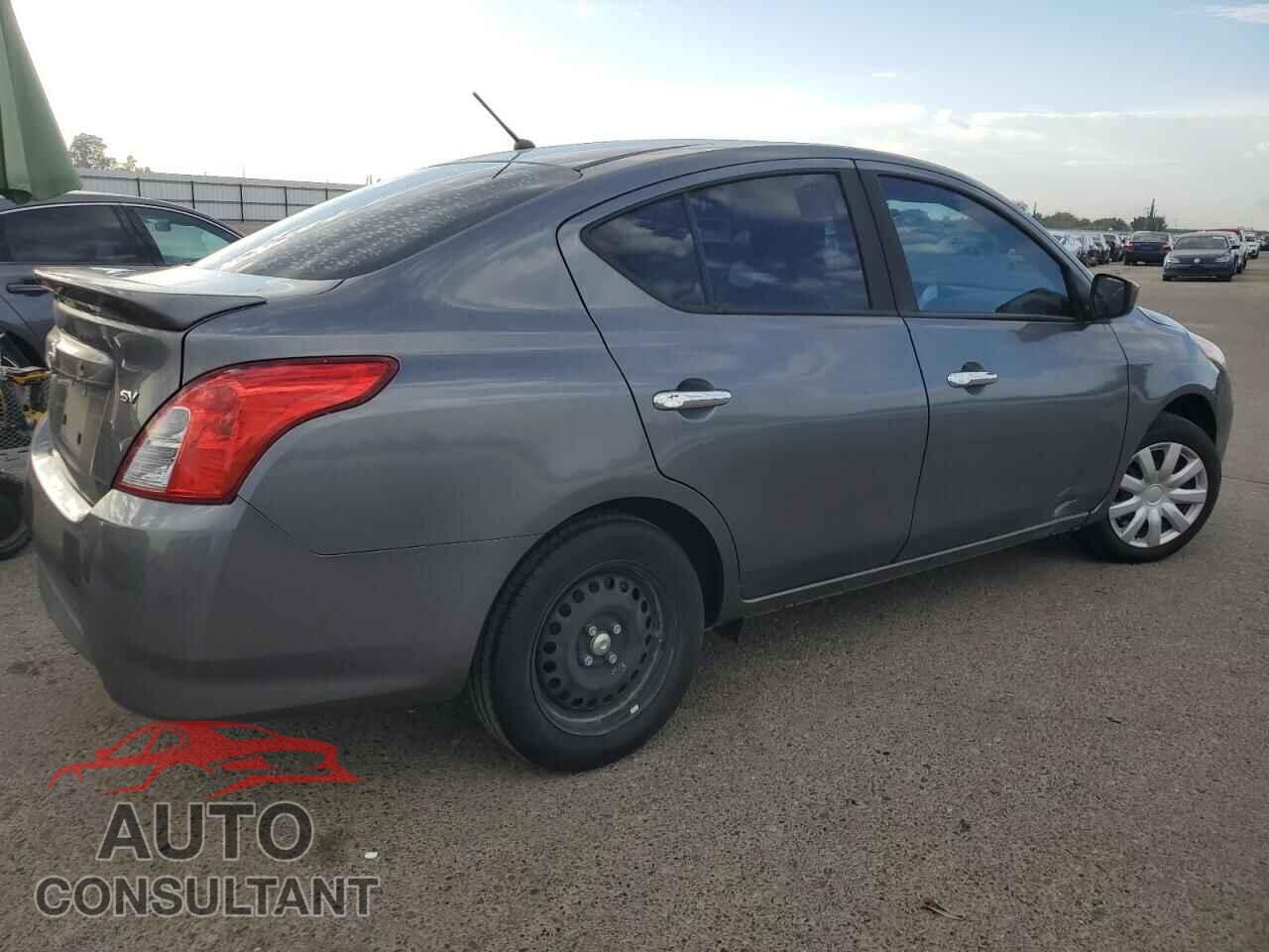 NISSAN VERSA 2019 - 3N1CN7AP3KL842245