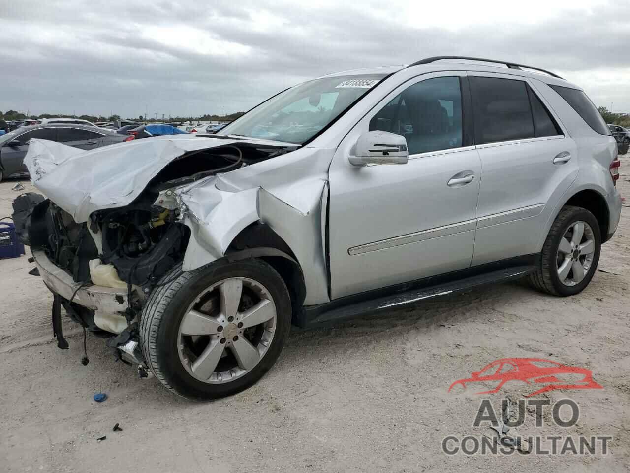 MERCEDES-BENZ M-CLASS 2011 - 4JGBB8GB0BA663814