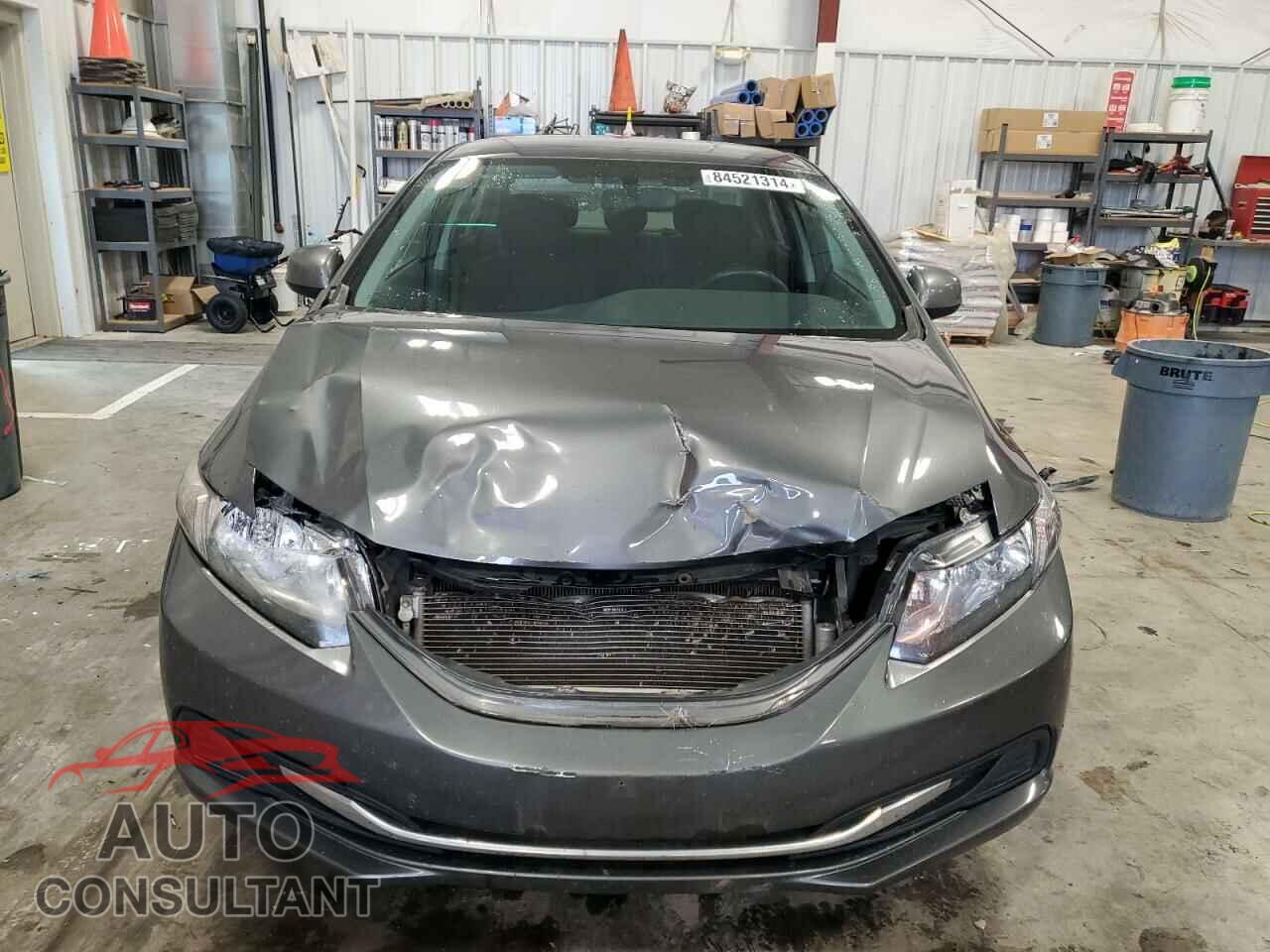 HONDA CIVIC 2013 - 2HGFB2F58DH524101