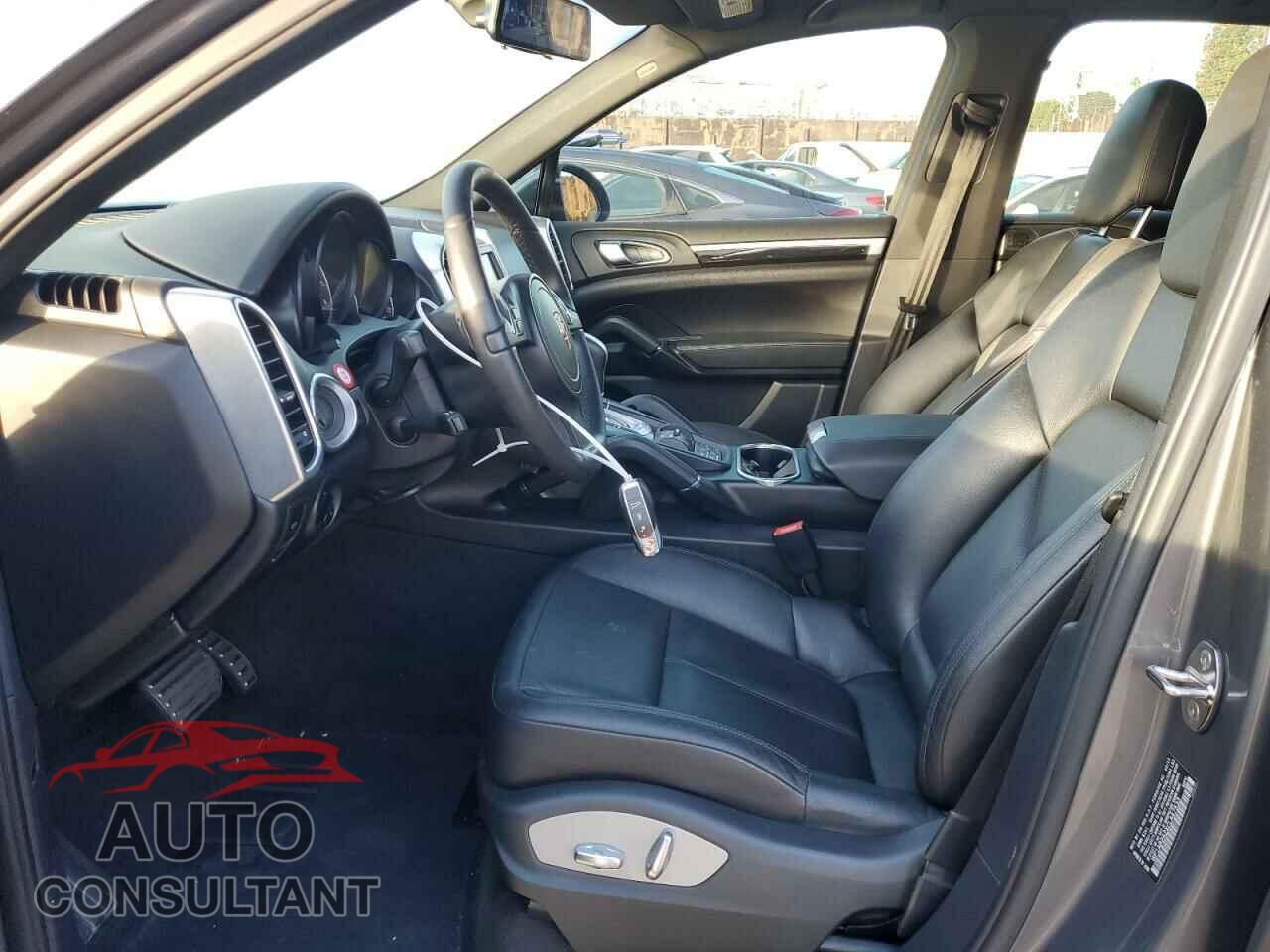PORSCHE CAYENNE 2012 - WP1AB2A2XCLA47533