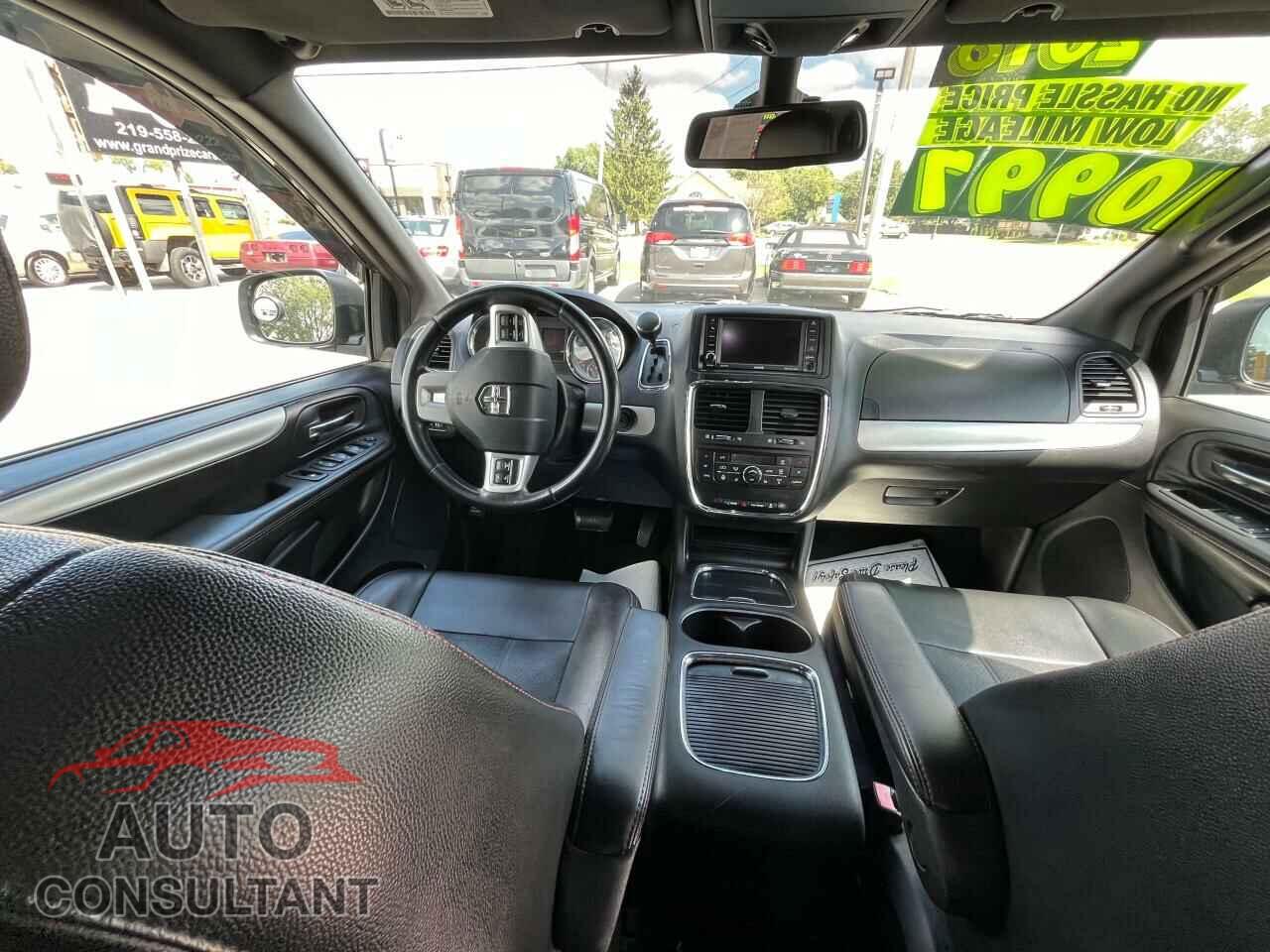 DODGE CARAVAN 2018 - 2C4RDGEG2JR345077