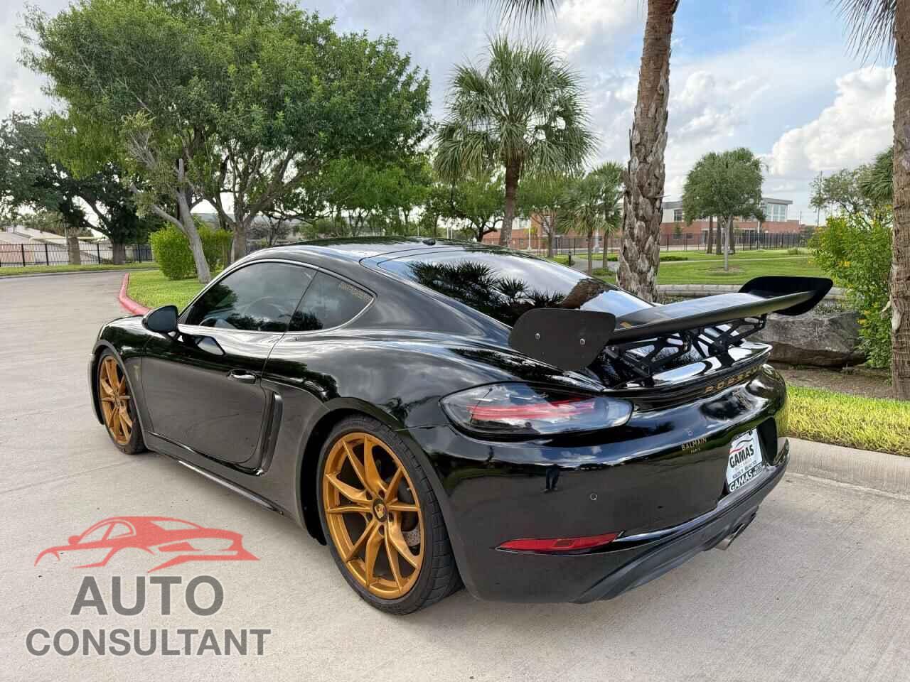 PORSCHE CAYMAN 2017 - WP0AA2A86HS270190
