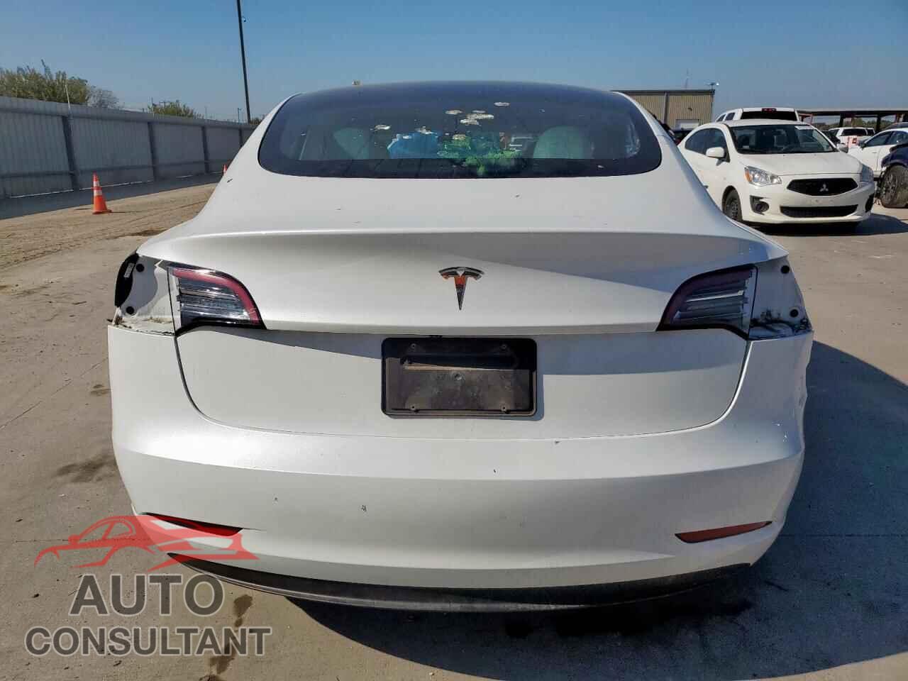 TESLA MODEL 3 2023 - 5YJ3E1EA5PF618142