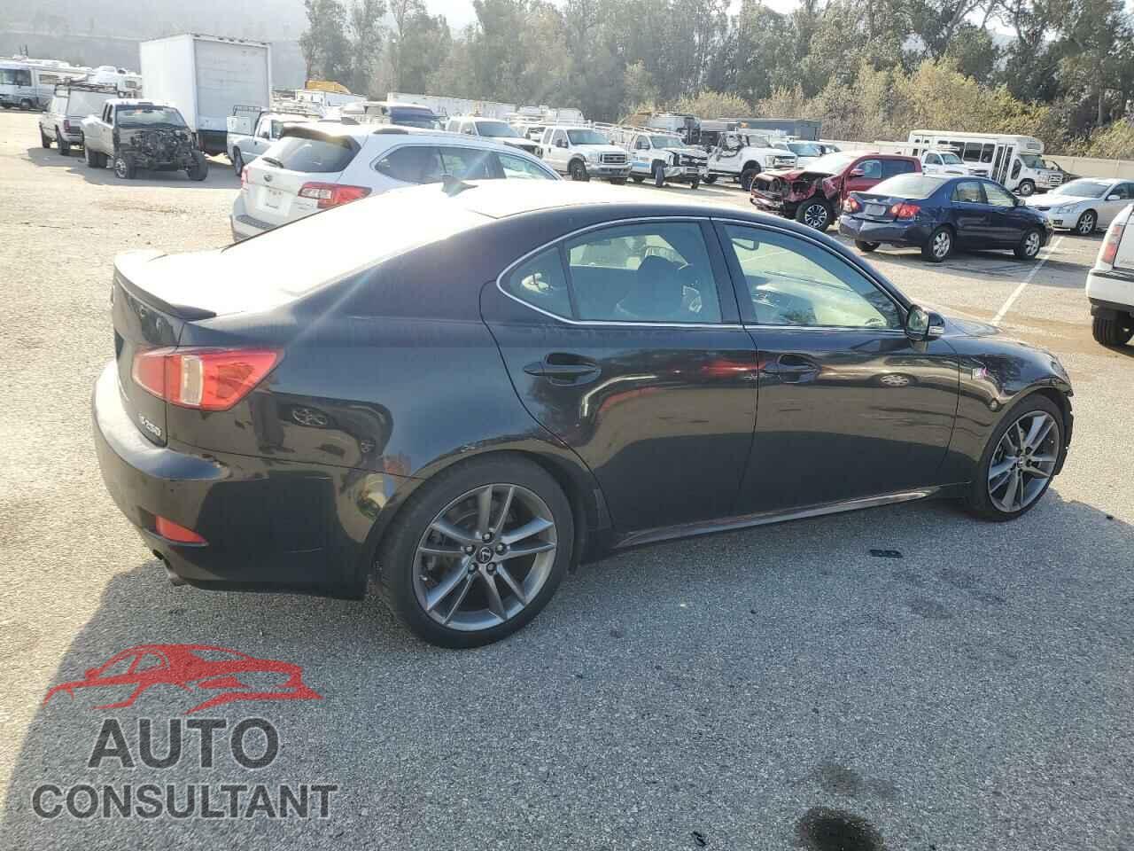 LEXUS IS 2011 - JTHBF5C26B5142021