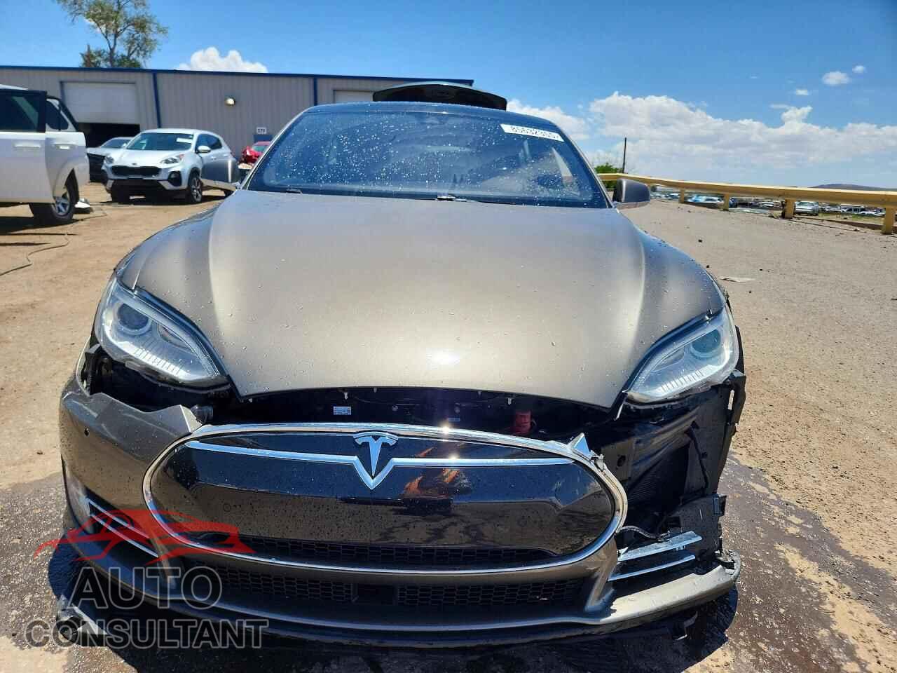 TESLA MODEL S 2015 - 5YJSA1S28FF091930