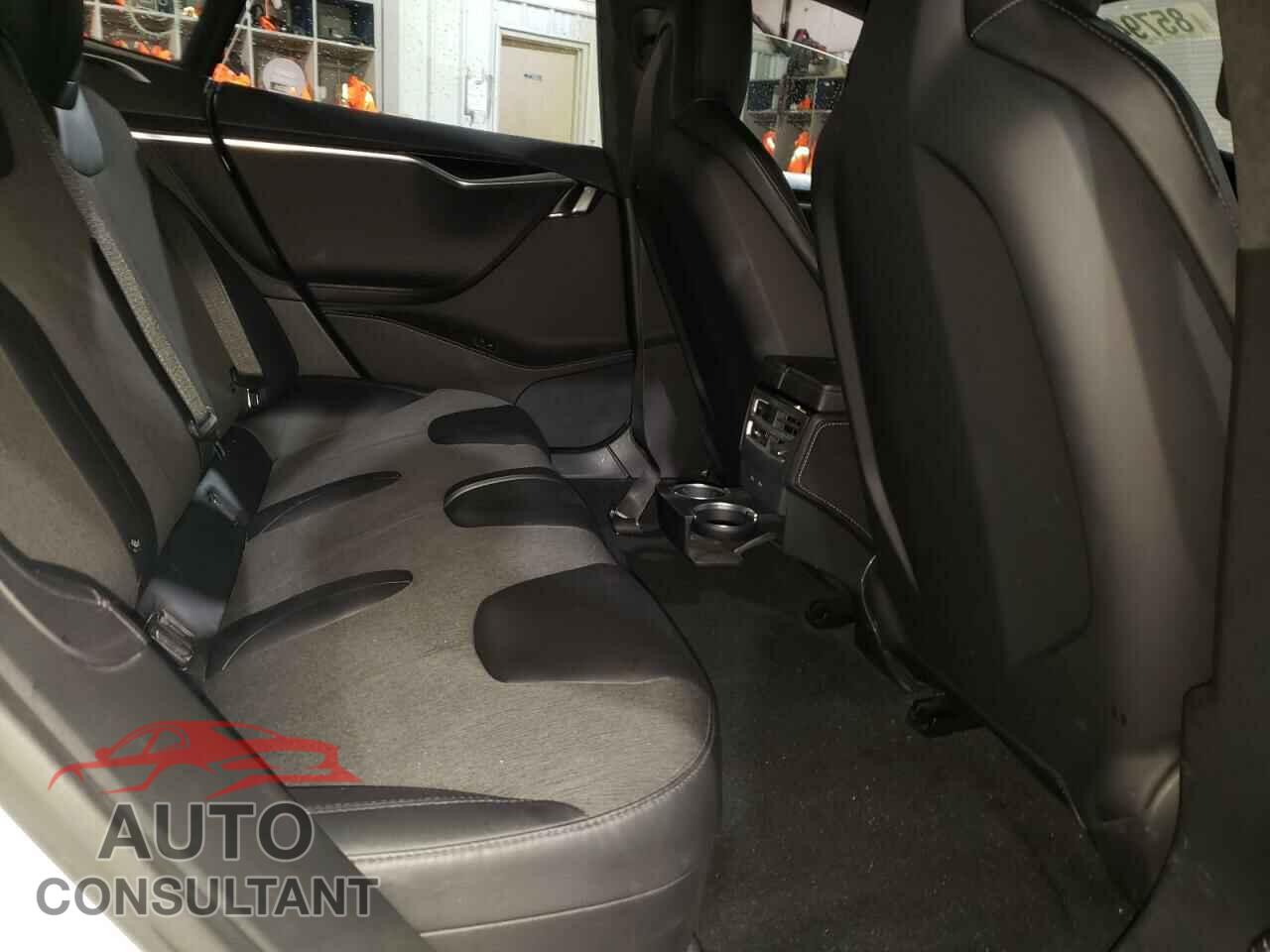 TESLA MODEL S 2016 - 5YJSA1E15GF170475