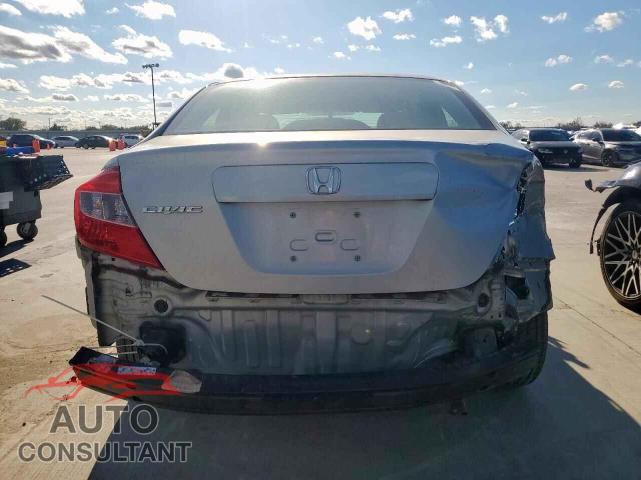 HONDA CIVIC 2012 - 2HGFB2F59CH593796