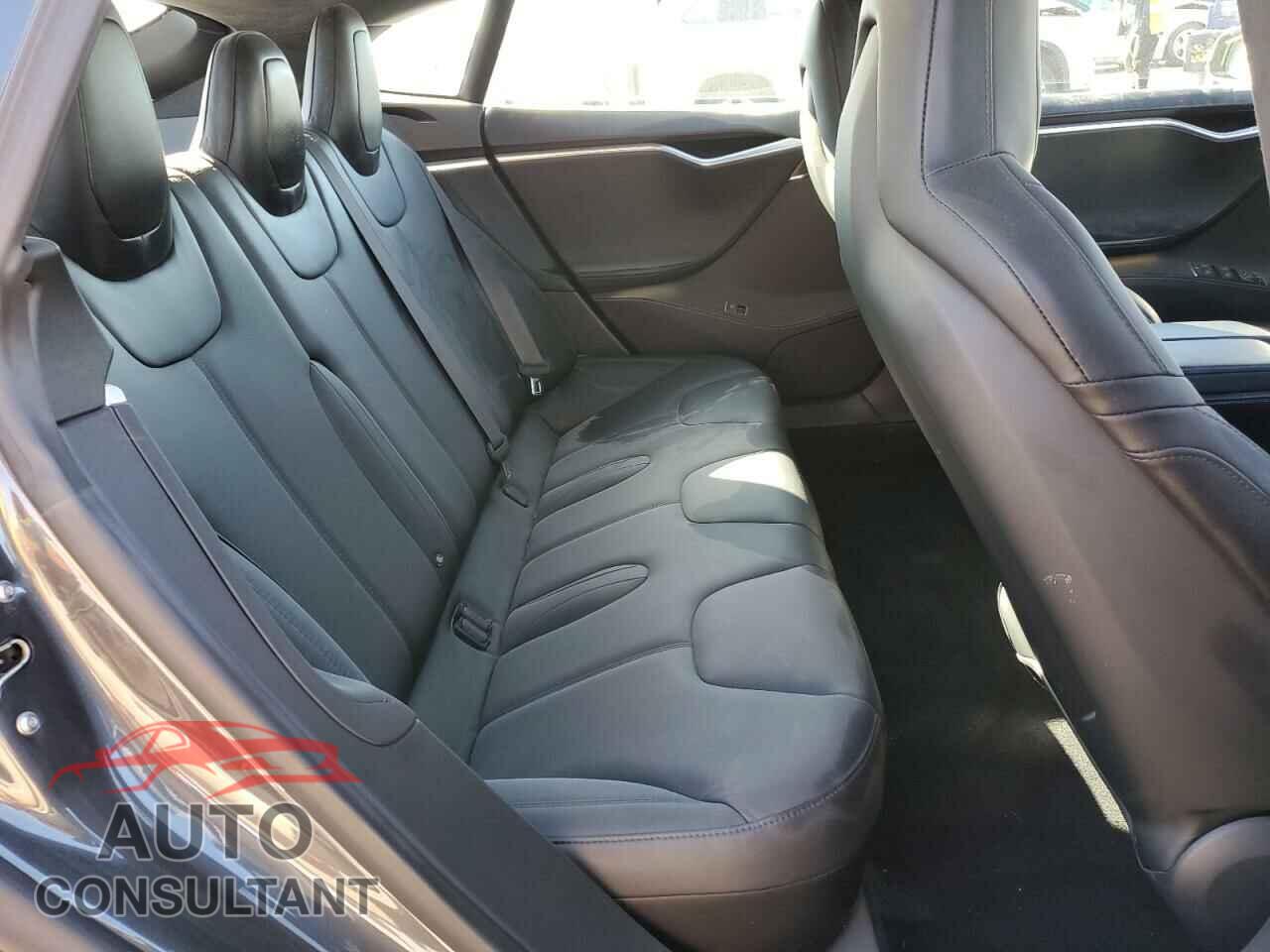 TESLA MODEL S 2016 - 5YJSA1E1XGF158287