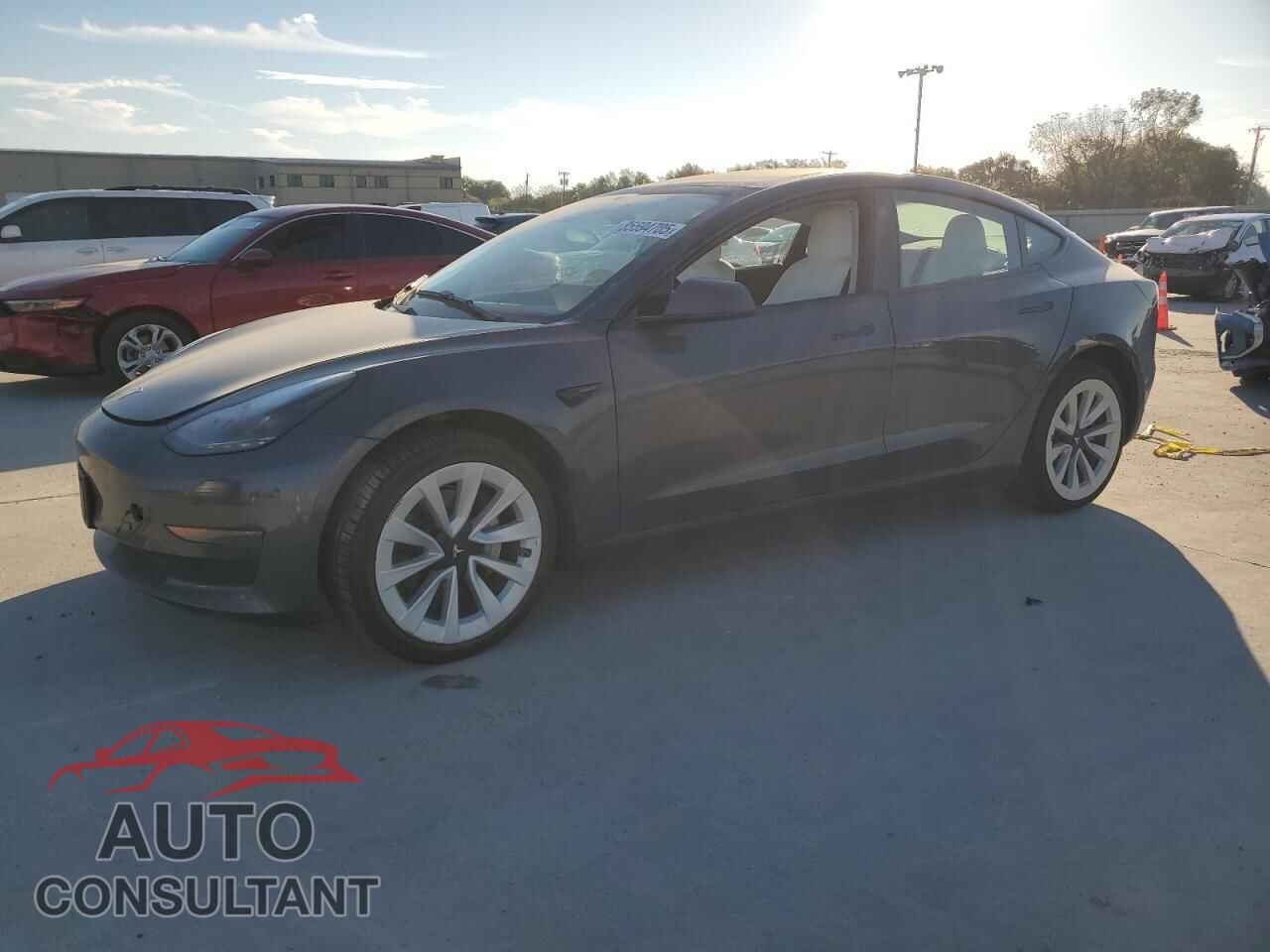 TESLA MODEL 3 2022 - 5YJ3E1EA2NF204975