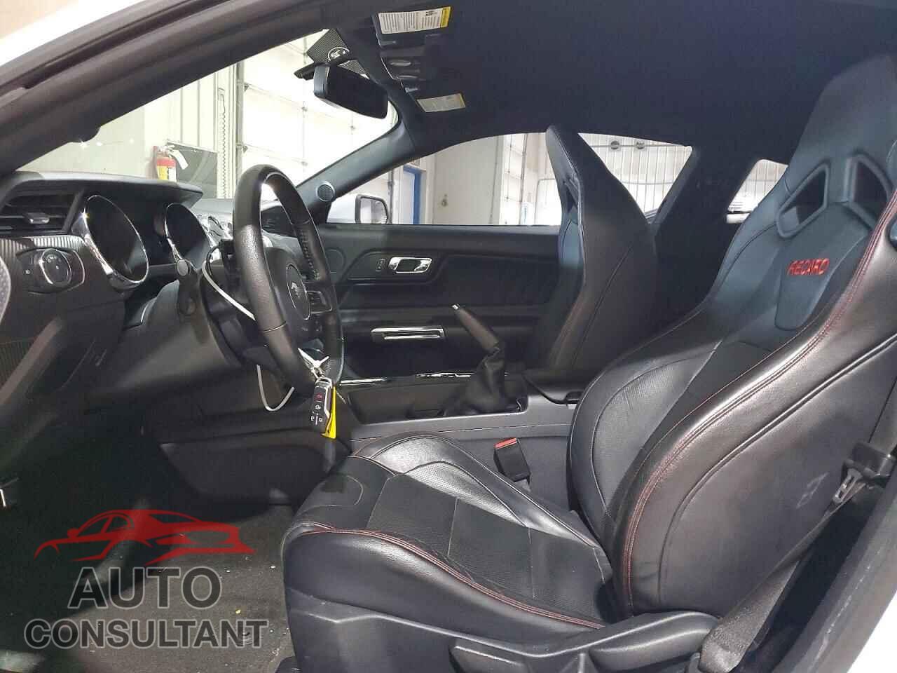 FORD MUSTANG 2015 - 1FA6P8CF0F5362013
