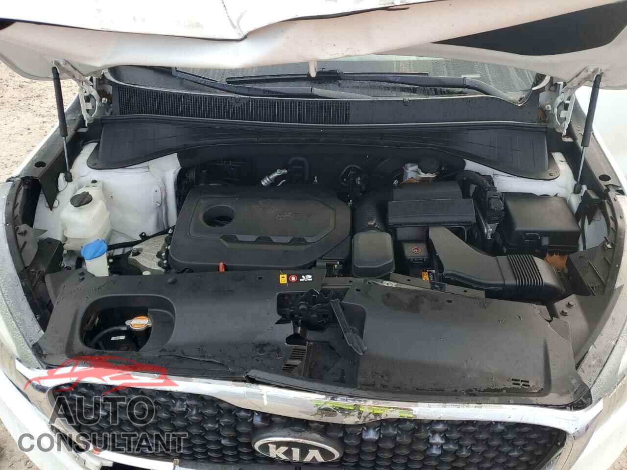 KIA SORENTO 2017 - 5XYPG4A30HG246031