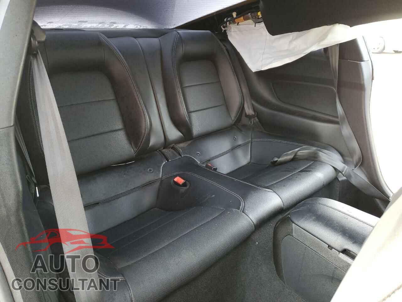 FORD MUSTANG 2020 - 1FA6P8CF0L5125033