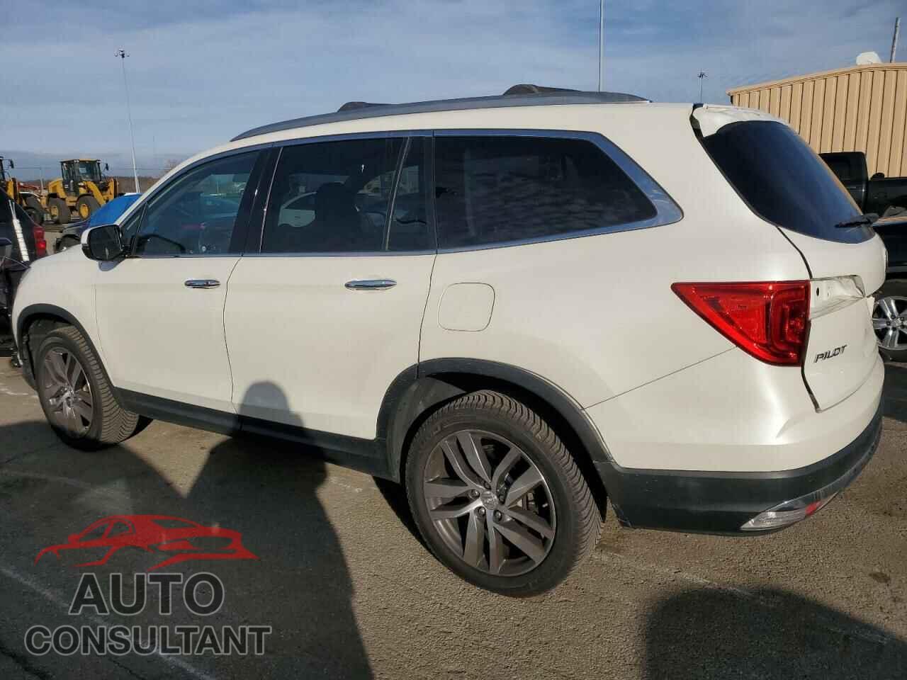 HONDA PILOT 2017 - 5FNYF6H94HB034267