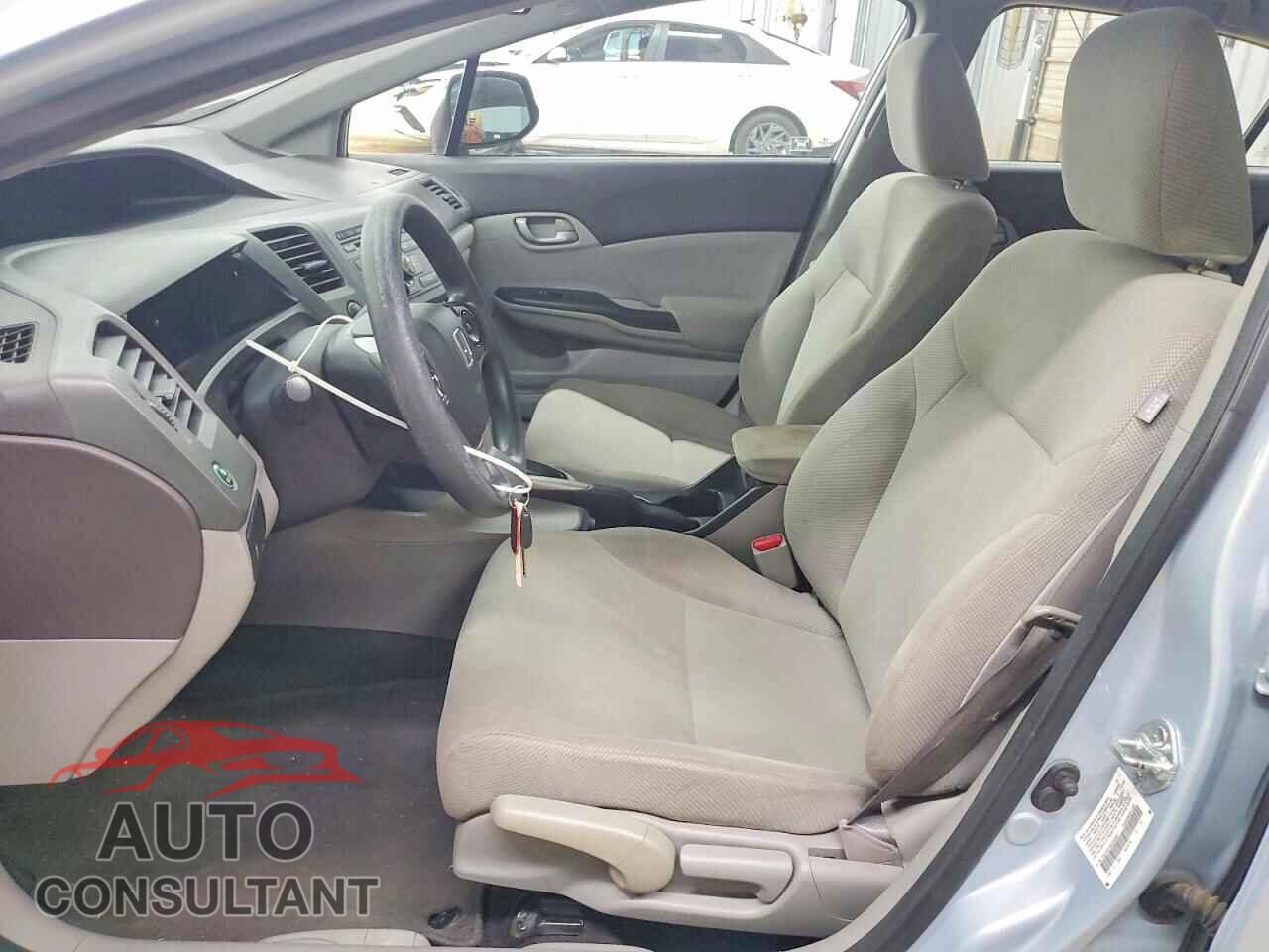 HONDA CIVIC 2012 - 2HGFB2F50CH504097
