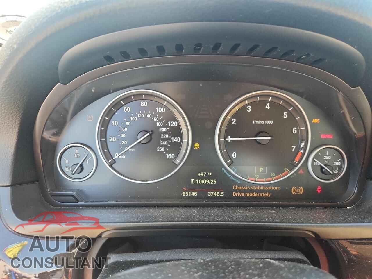 BMW 5 SERIES 2015 - WBA5A5C54FD518862