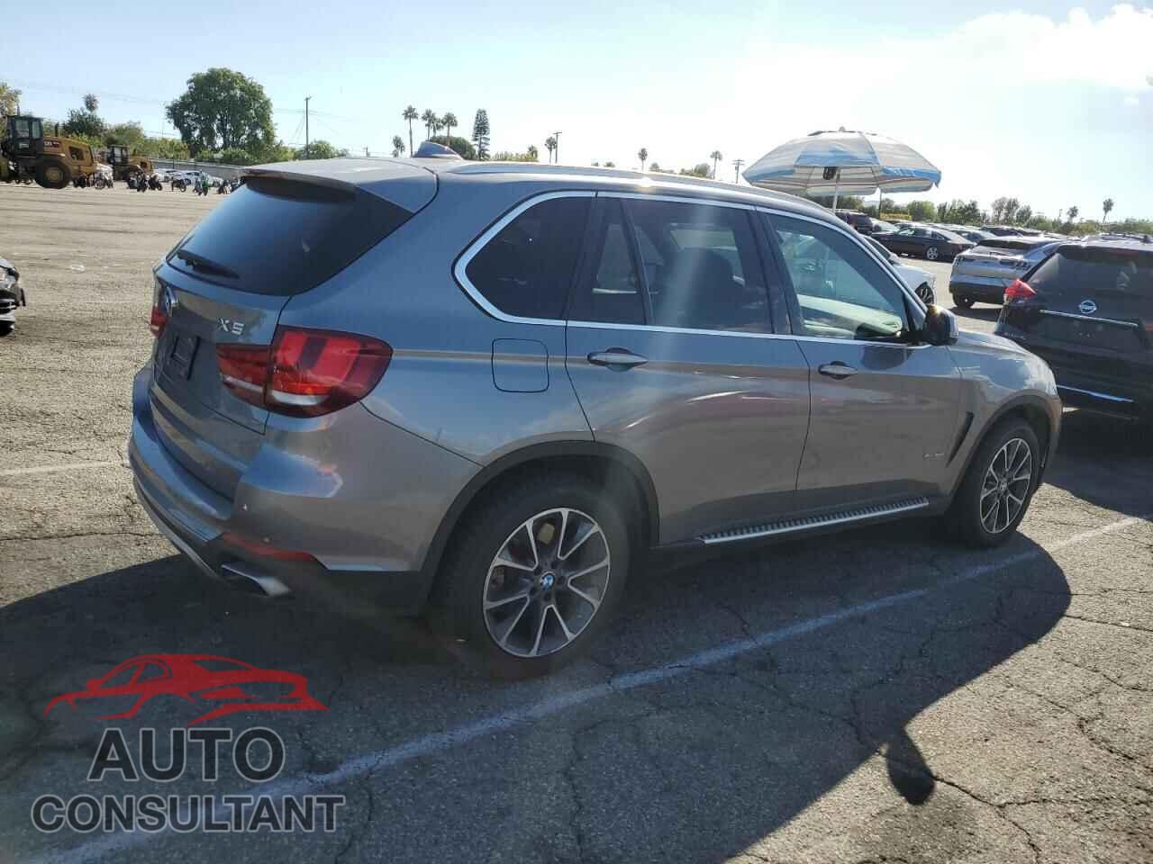 BMW X5 2014 - 5UXKR6C59E0C03258