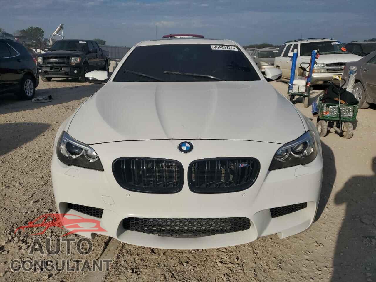 BMW M5 2014 - WBSFV9C59ED593244