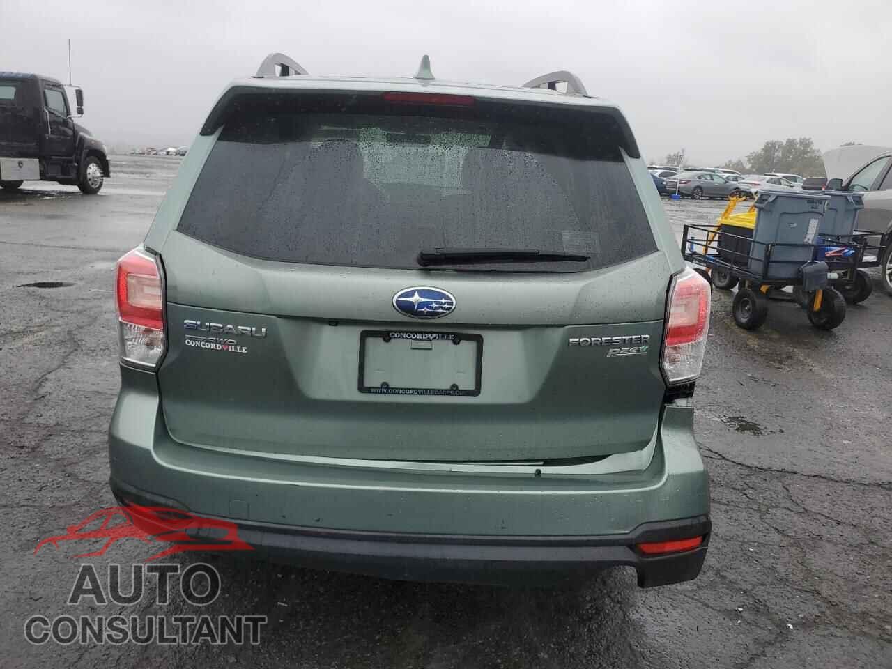 SUBARU FORESTER 2017 - JF2SJAEC1HH587662