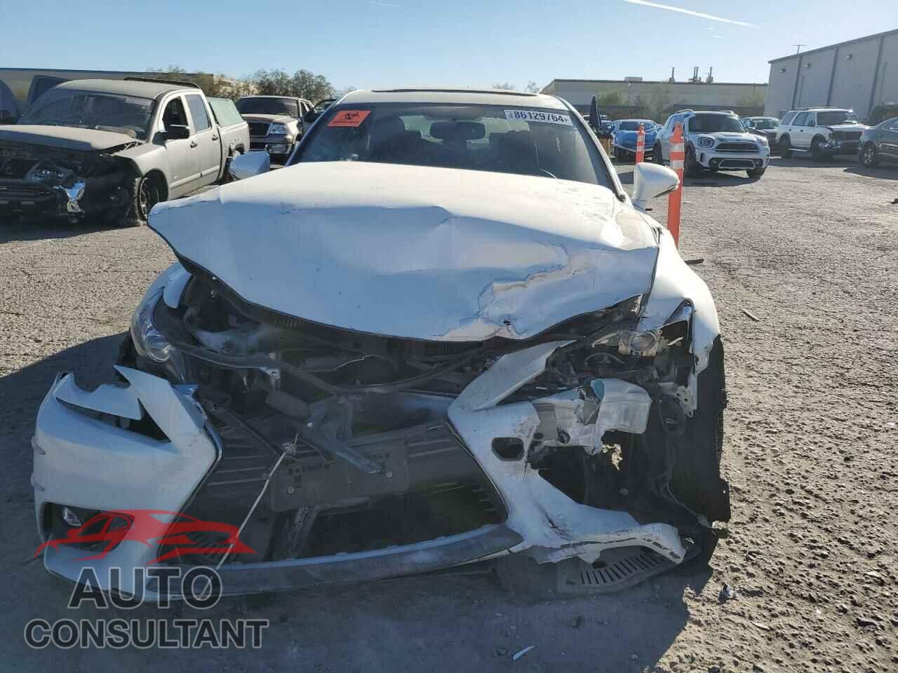 LEXUS IS 2015 - JTHBF1D23F5082194