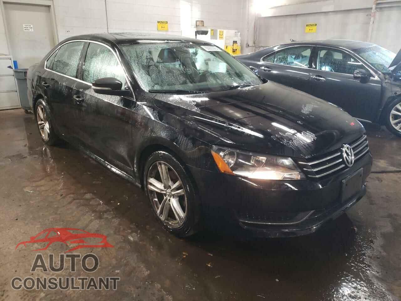 VOLKSWAGEN PASSAT 2014 - 1VWBP7A31EC003739