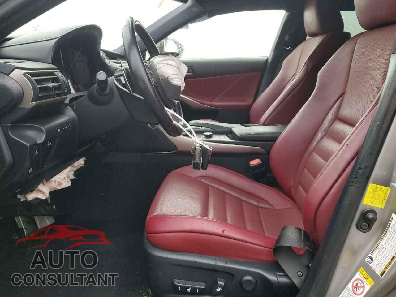 LEXUS IS 2017 - JTHBA1D22H5053772