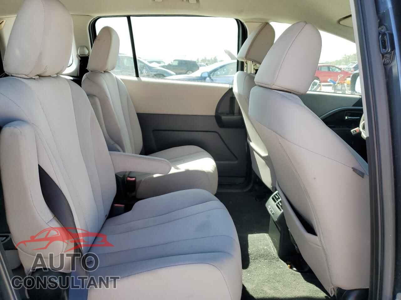 MAZDA 5 2014 - JM1CW2BL8E0174677