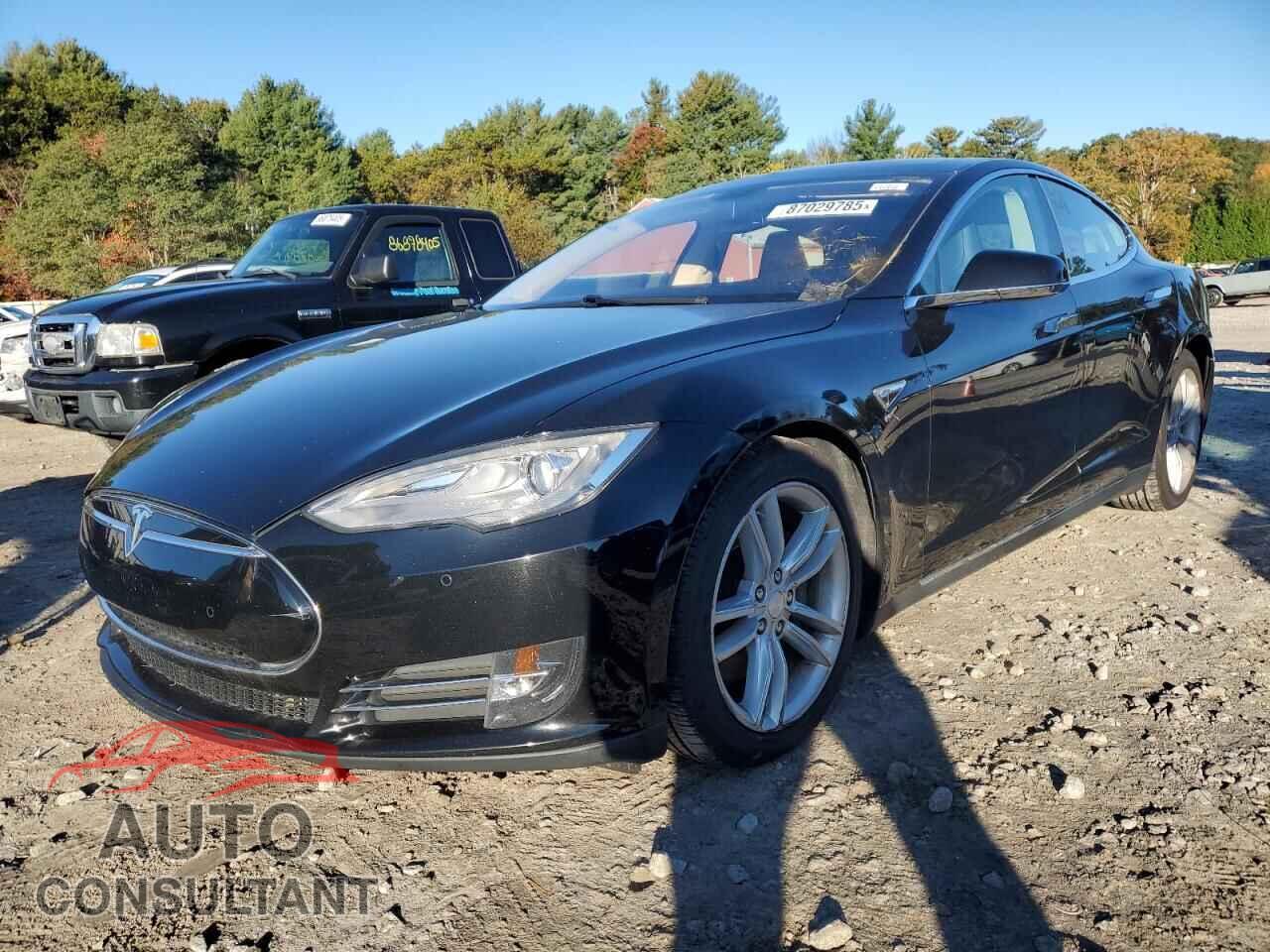 TESLA MODEL S 2014 - 5YJSA1S14EFP50902