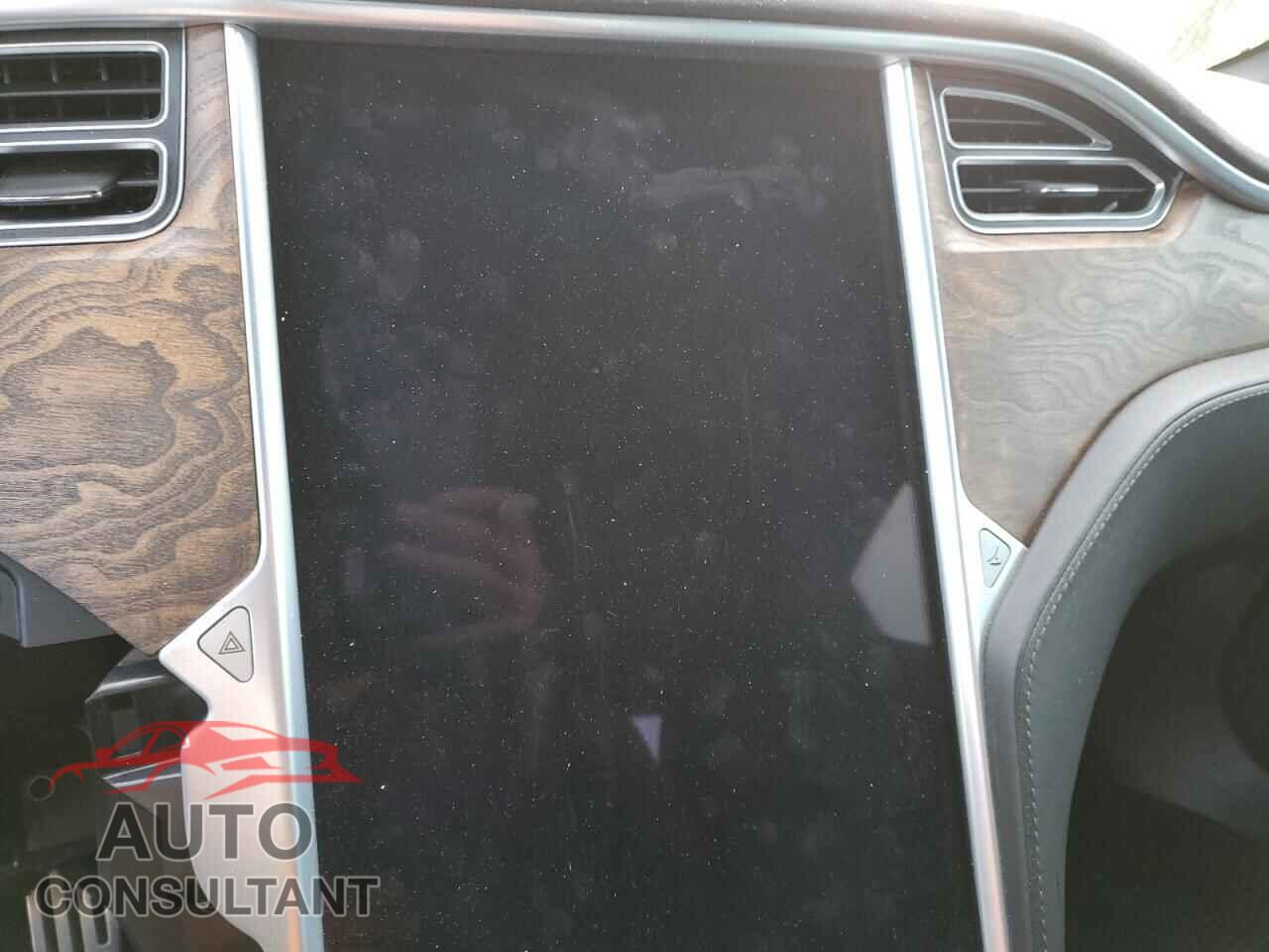 TESLA MODEL S 2016 - 5YJSA1E46GF152593