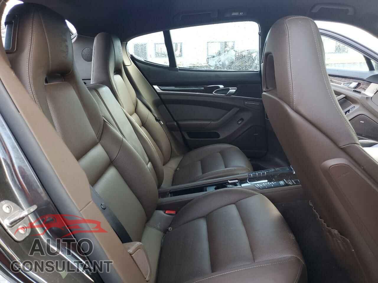 PORSCHE PANAMERA 2016 - WP0AA2A76GL000621