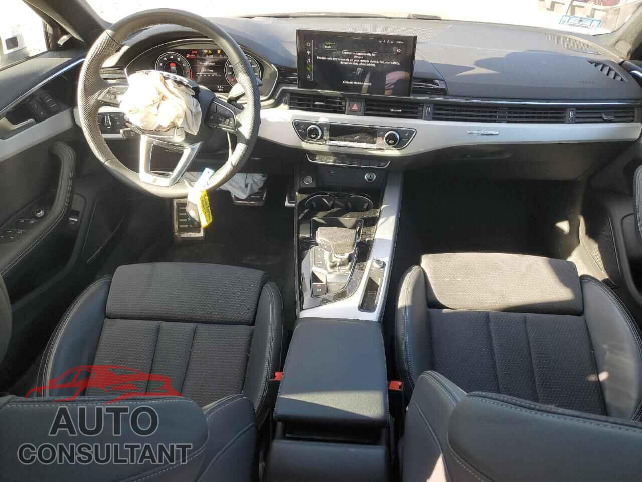 AUDI A4 2022 - WAUFAAF48NN012928